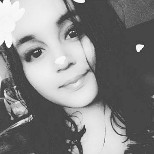 Meet your Posher, Isela